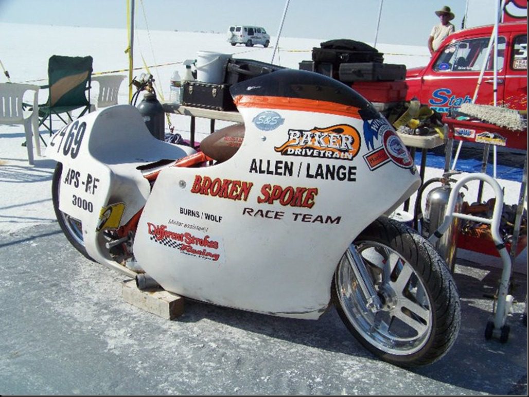 315618_263431890351524_100000541445439_1016258_1653045_n