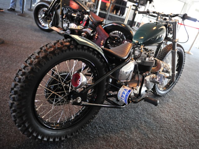Features handmade parts including frame, oil tank and bars.