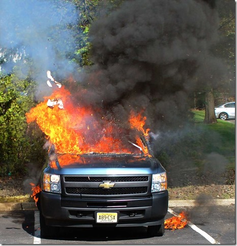 AIRBAGEXPLODES_051713_CN_tif_